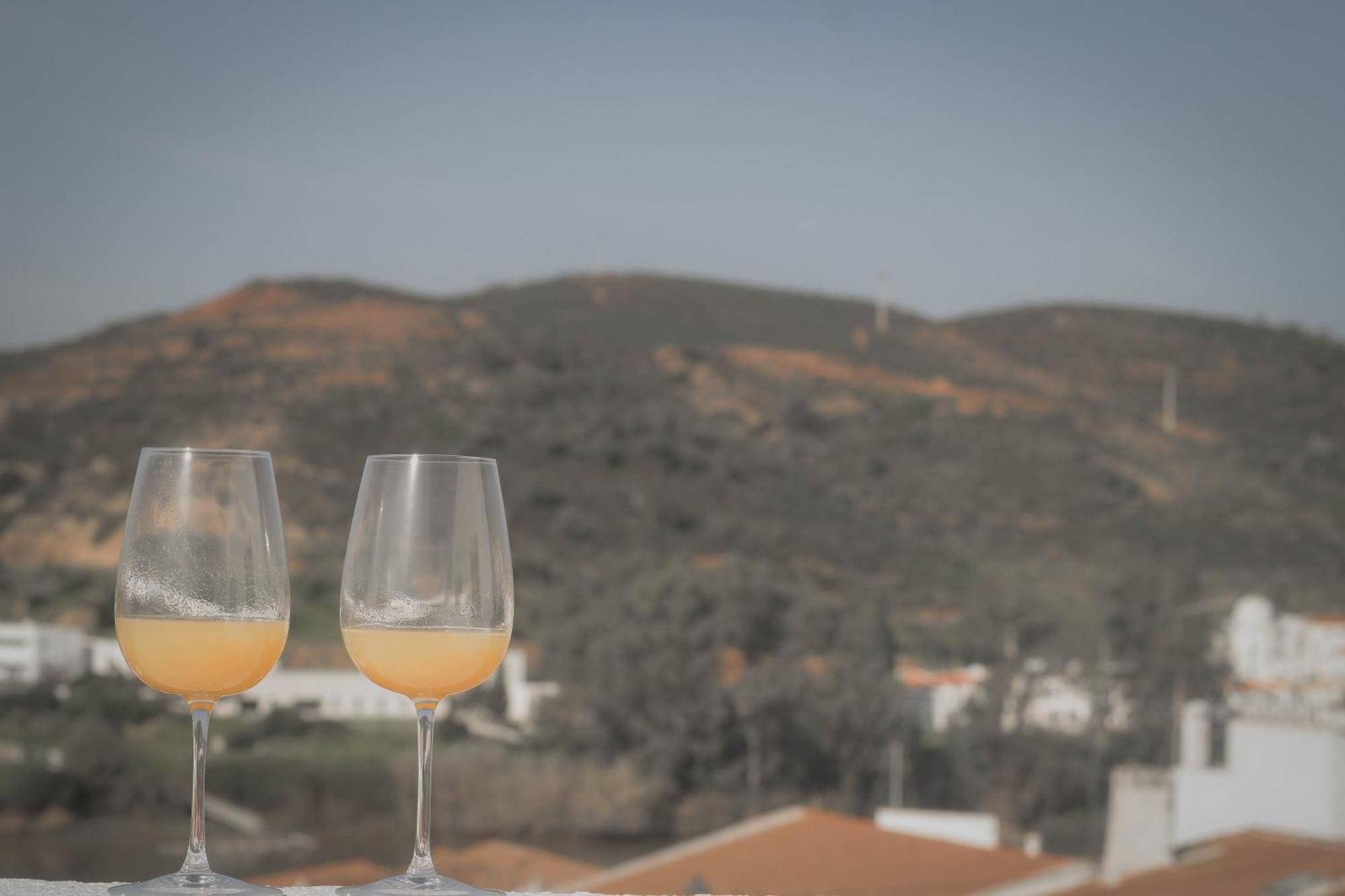 Residencial Neade Suites Sanlúcar de Guadiana Exterior foto